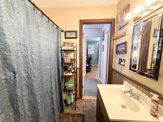 3012 Willow DRIVE, La Crosse, WI 54601