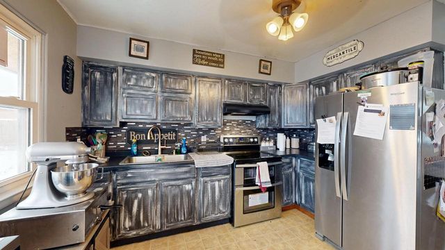 3012 Willow DRIVE, La Crosse, WI 54601