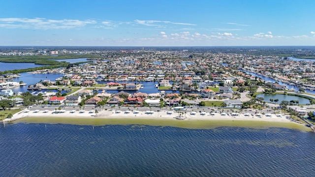 5525 WHITE MARLIN COURT, New Port Richey, FL 34652
