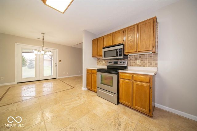 409 Paris Drive, Franklin, IN 46131