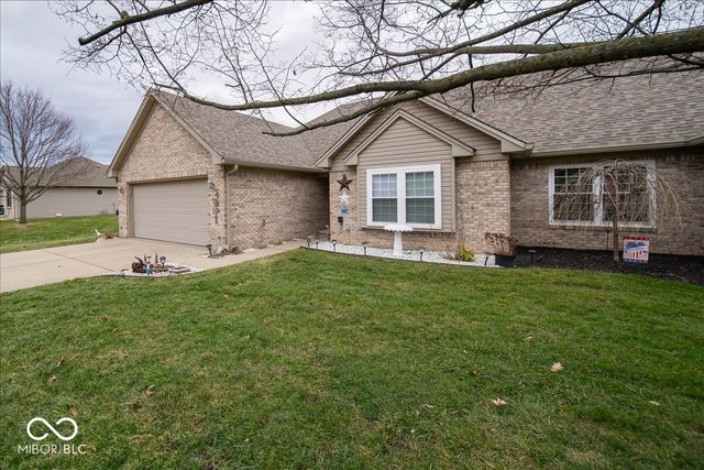 409 Paris Drive, Franklin, IN 46131