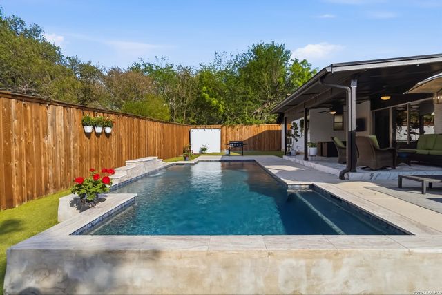 2419 Rockaway, San Antonio, TX 78232