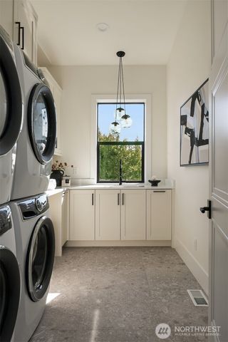 2309 103rd Avenue NE, Bellevue, WA 98004