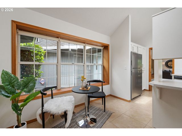 7721 Sw AFTON Ln, Portland, OR 97224