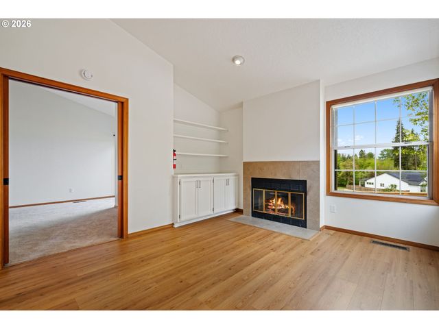 7721 Sw AFTON Ln, Portland, OR 97224