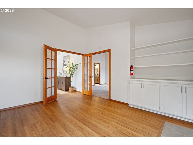 7721 Sw AFTON Ln, Portland, OR 97224