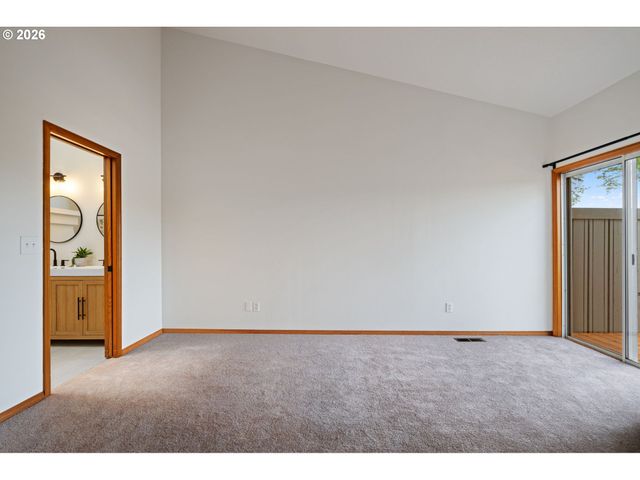 7721 Sw AFTON Ln, Portland, OR 97224