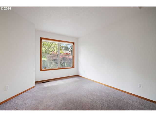 7721 Sw AFTON Ln, Portland, OR 97224