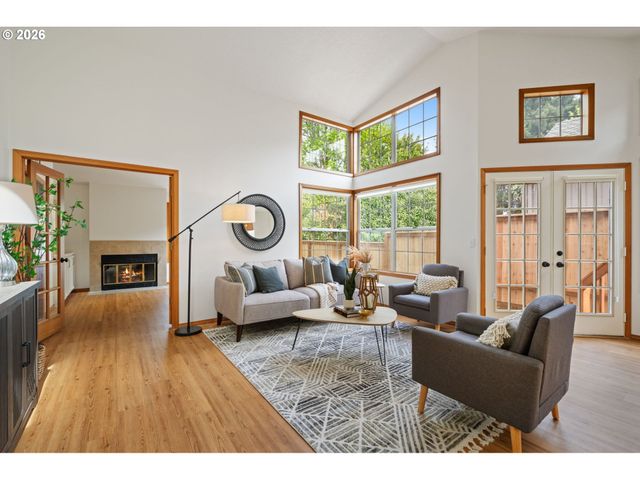 7721 Sw AFTON Ln, Portland, OR 97224