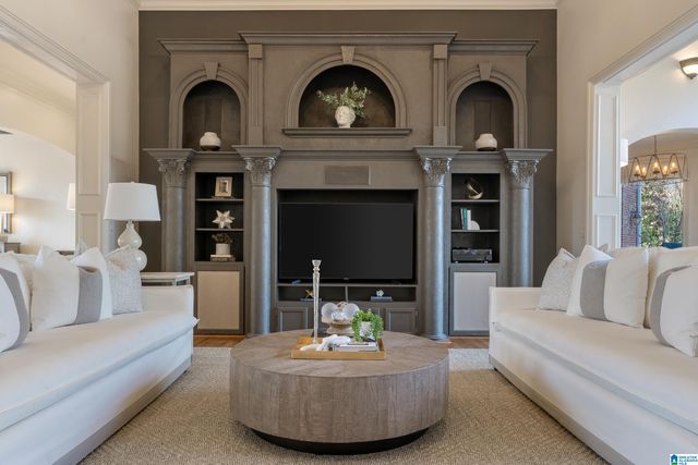 2008 BANEBERRY DRIVE, Hoover, AL 35244