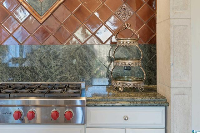 2008 BANEBERRY DRIVE, Hoover, AL 35244