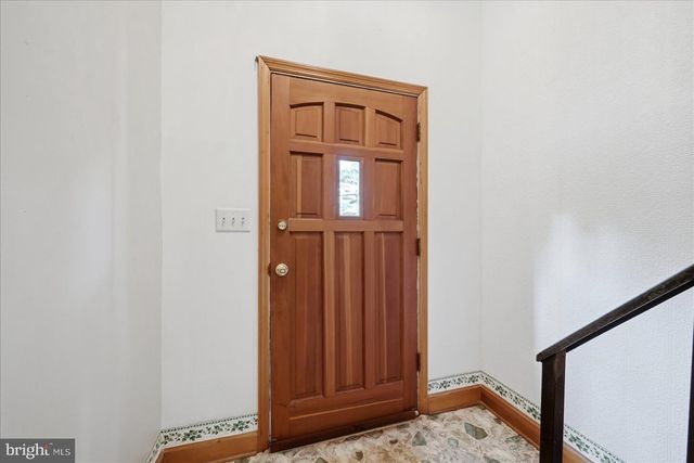 2755 ALLEN RD, Berryville, VA 22611