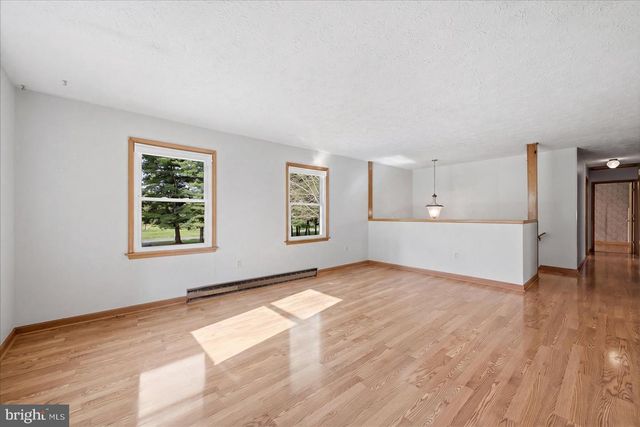 2755 ALLEN RD, Berryville, VA 22611