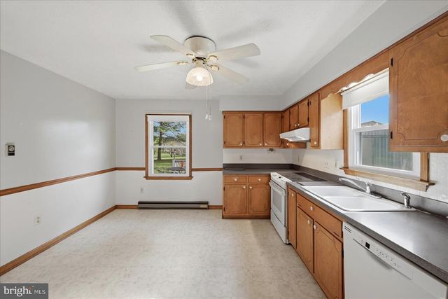 2755 ALLEN RD, Berryville, VA 22611
