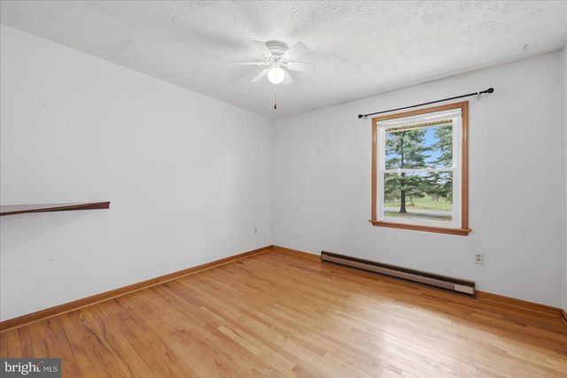 2755 ALLEN RD, Berryville, VA 22611
