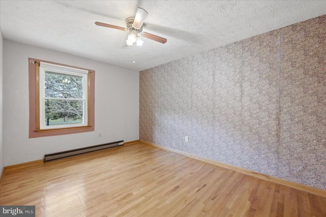 2755 ALLEN RD, Berryville, VA 22611