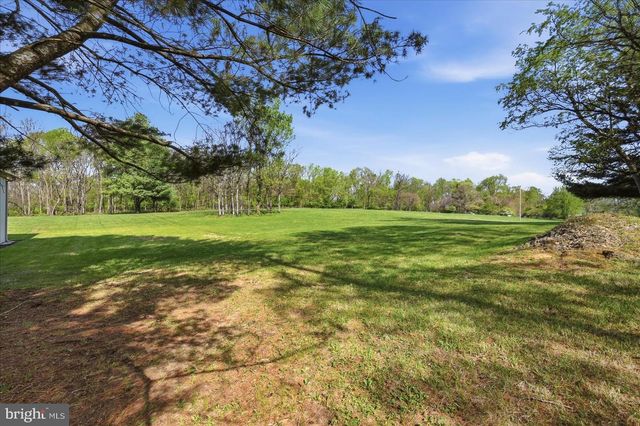 2755 ALLEN RD, Berryville, VA 22611