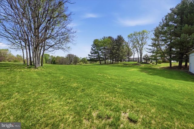 2755 ALLEN RD, Berryville, VA 22611