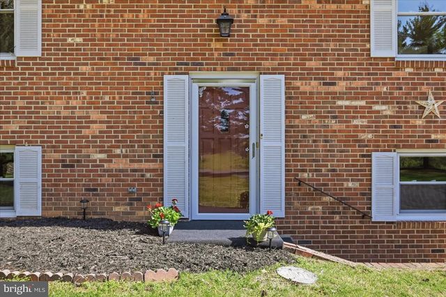 2755 ALLEN RD, Berryville, VA 22611