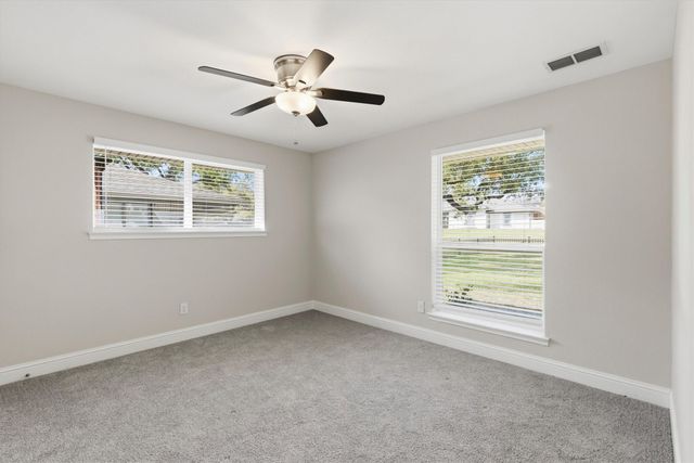 7724 Meadowhaven Drive, Dallas, TX 75254