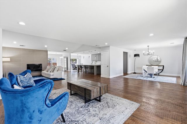 7724 Meadowhaven Drive, Dallas, TX 75254