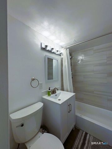 100 York Street 7E, New Haven, CT 06511