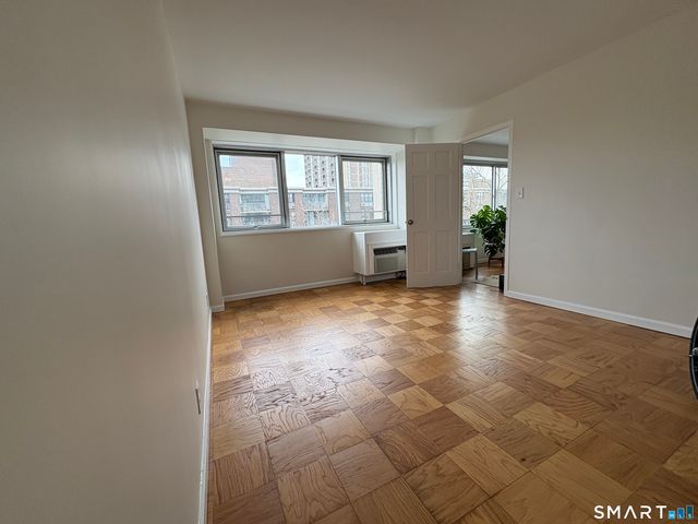 100 York Street 7E, New Haven, CT 06511