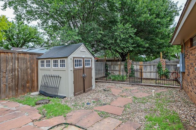 62 HUNSLEY HILLS Boulevard, Canyon, TX 79015