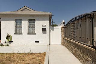 8209 Bellingham Ave, North Hollywood, CA 91605