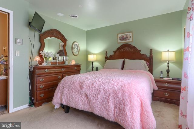 1345 OLD HICKORY LN, Lebanon, PA 17046