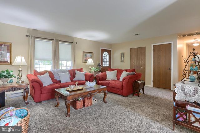 1345 OLD HICKORY LN, Lebanon, PA 17046