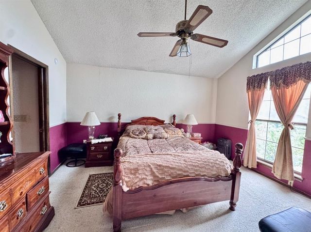 2825 Tealwood Drive, Oklahoma City, OK 73120