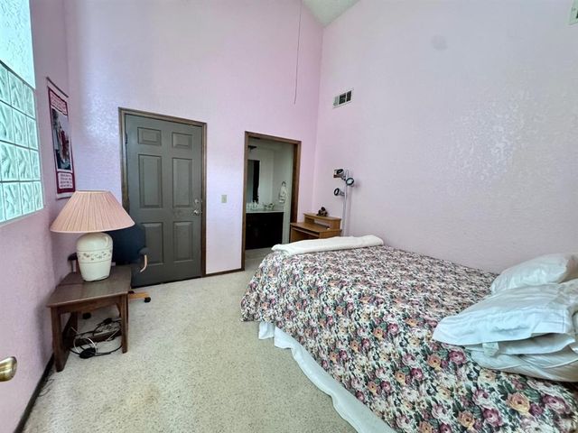 2825 Tealwood Drive, Oklahoma City, OK 73120