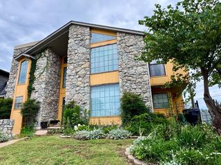 2825 Tealwood Drive, Oklahoma City, OK 73120