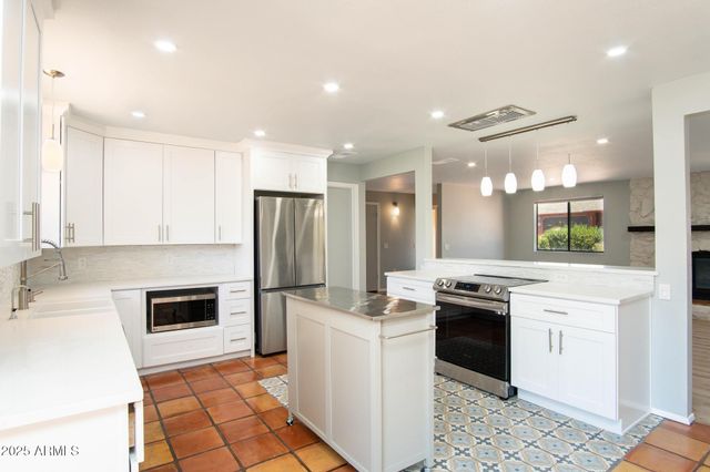 135 COCHISE Drive, Sedona, AZ 86351