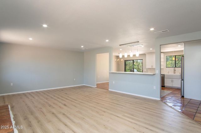 135 COCHISE Drive, Sedona, AZ 86351