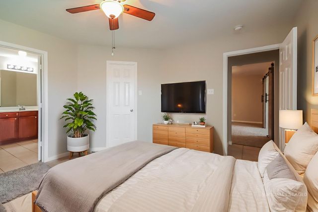 9518 Peridot Green Drive, Rosharon, TX 77583