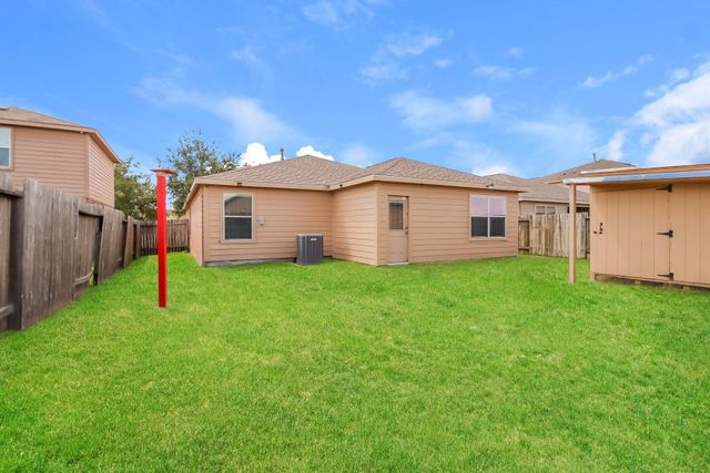 9518 Peridot Green Drive, Rosharon, TX 77583