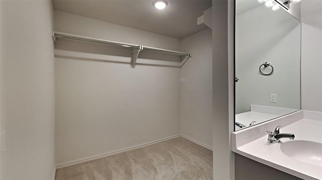 1024 S Blackjack Lane, Mustang, OK 73064