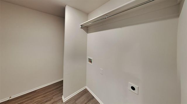 1024 S Blackjack Lane, Mustang, OK 73064