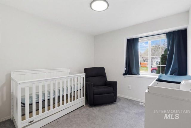 8015 W Whittaker St, Boise, ID 83714