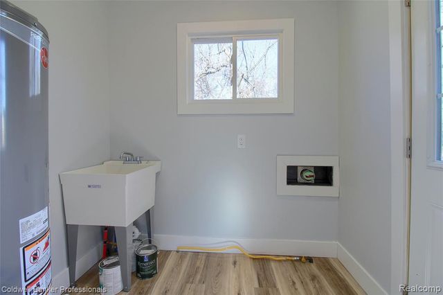 10652 Mortenview Drive, Taylor, MI 48180