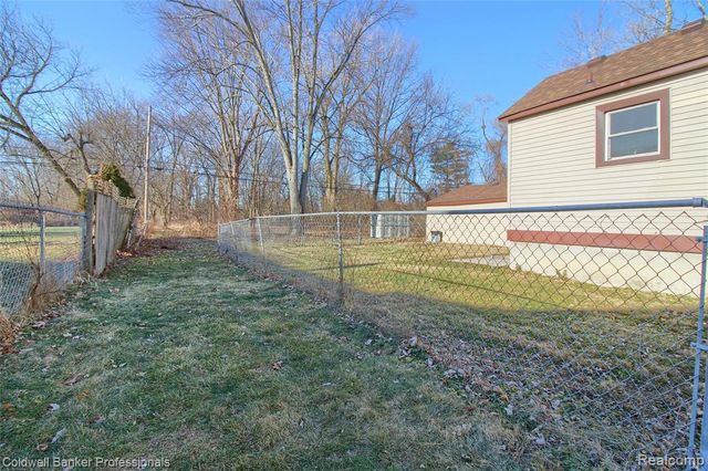 10652 Mortenview Drive, Taylor, MI 48180