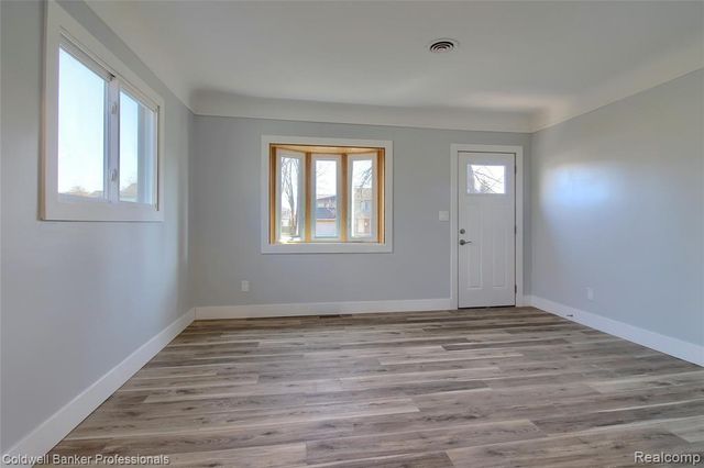 10652 Mortenview Drive, Taylor, MI 48180