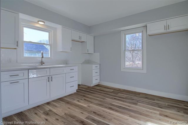 10652 Mortenview Drive, Taylor, MI 48180