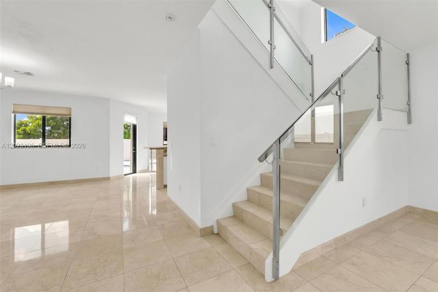 16125 SW 65th Lane, Miami, FL 33193