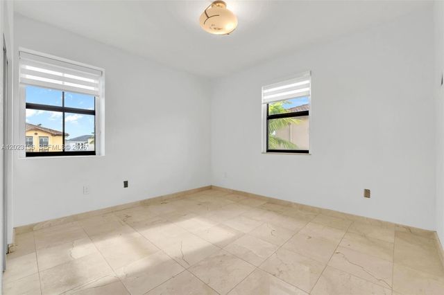 16125 SW 65th Lane, Miami, FL 33193