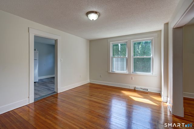 12 Addison Road, Glastonbury, CT 06033