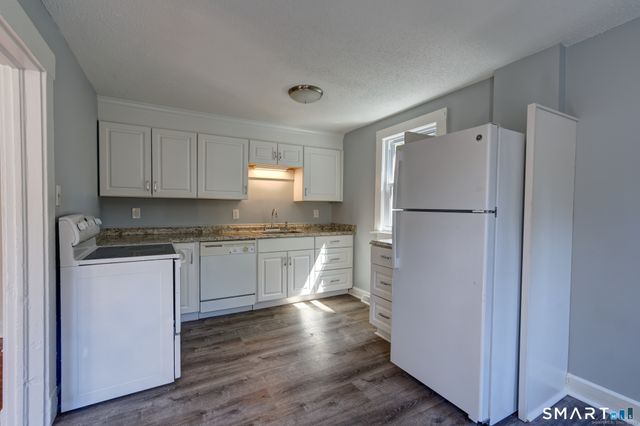 12 Addison Road, Glastonbury, CT 06033