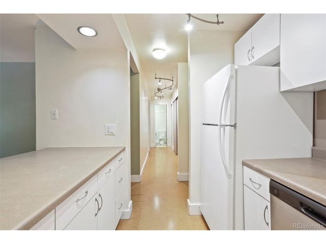 2707 Valmont Rd 211B, Boulder, CO 80304